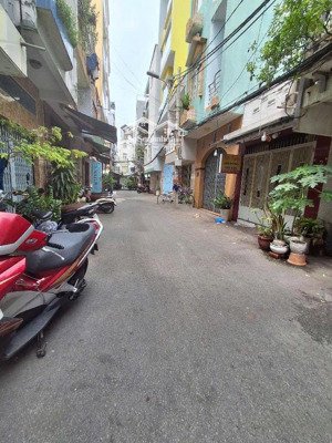 bán nhà mặt tiền đs vĩnh hội. 80m2 sd, mt kinh doanh sầm uất. giá 9. x tỷ