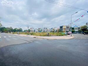 CHÚ EM BÁN 5 LÔ ĐẤT MẶT TIỀN ĐƯỜNG LỚN KINH DOANH CỰC ĐẸP