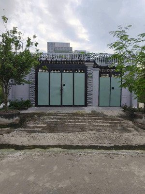 hailongreal: nhà bán đường lê văn lương, giá: 8,8 tỷ, dt: 7.5x26.5m, 1 lầu, đối diện trường lê lợi