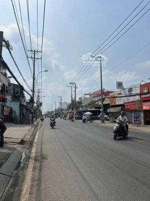 bán nhà mặt tiền quốc lộ 50 khúc gần nguyễn văn linh bình hưng bình chánh