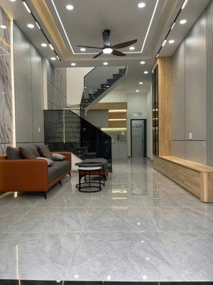 nhà 4 tầng phan văn trị, p10 gò vấp. ngay kdc cityland. 117m2, hẻm nhựa xe hơi vào nhà. giá 9tỷ9