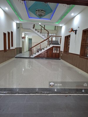 cho thuê nhà 3 tầng đường trần lê - 6pn - 3wc - đối diện chợ