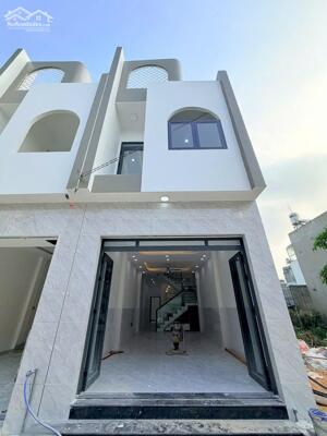 Bán nhà 1T1L mới đẹp, sổ hoàn công, gần cầu Hoá An, đường to, chỉ 3,1 tỷ