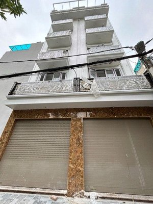 nhỉnh 9t - nhà mới tinh - nguyễn văn linh - ngõ 4m - thang máy - gara ôtô