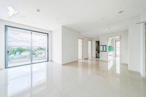 bán căn hộ 60m2 d-homme, 1pn+, đường hồng bàng , q 6. giá 4.7 tỷ. lh : oanh