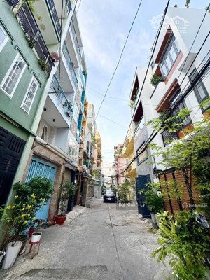 phú nhuận khuvip nguyễn trọng tuyển - phan đình phùng - liền kề quận 1