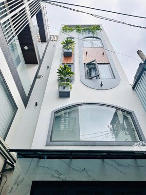 chị thu bán nhà tại lê văn sỹ, phường 1, q.phú nhuận, giá 3,45 tỷ, dt 56m2, dòng tiền: 22tr/tháng