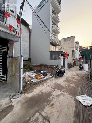 Bán đất phúc lợi, 44m2 đường thông oto