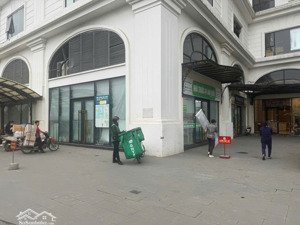 chính chủ cho thuê shophouse chân đế tòa nhà, s100m2; 84m2; 90m2. cc ecolakeview 32 đại từ