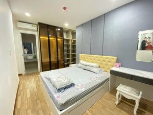 chủ cần tiền bán gấp căn hộ mặt tiền võ văn kiệt 2pn - 2vs, ngân hàng hỗ trợ 80%