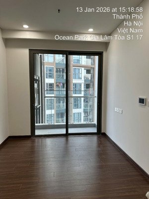 bán nhanh căn 3 ngủ masteri tòa h2 view biển hồ biệt thự, hướng đông nam nguyên bản chủ đầu tư