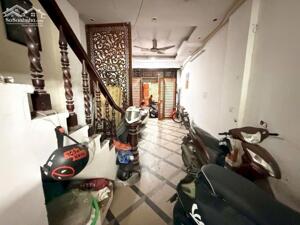 NHÀ MẶT NGÕ THÔNG KHƯƠNG TRUNG, Ô TÔ VÀO NHÀ, KINH DOANH ĐỈNH, 44M2 X 5 TẦNG , SỔ VUÔNG