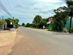 chủ ngộp bán lô đất gần chợ sóc lào đông hưng thuận ,thị xã trảng bàng tây ninh , giá 450 triệu