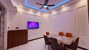 bán nhà ngõ 67 phố văn cao - ba đình - 30m - 5 tầng - 3 pn - giá 7,98 tỷ - chính chủ - gần phố