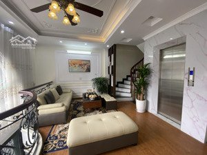 biệt thự long biên 6 tầng thang máy , gara ô tô lô góc giá 11 tỷ xíu có thương lượng
