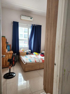 cho thuê căn 88m cc the navita full nội thất, giá rẻ 10tr/tháng lh 