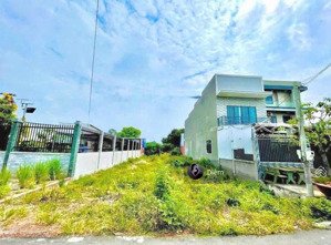 cần bán đất 336m2 giá 700tr gần sát cổng chào tây ninh cách tầm 800m chỉ 5 phút đi xe, có sổ riêng