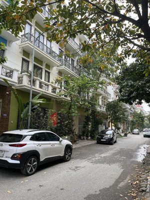 chính chủ bán liền kề phú lương 63m x 5 tầng full nội thất ,kinh doanh, văn phòng đỉnh giá 1xtỷ