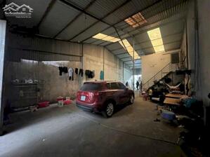 Bán nhà Chỉ 10m Mặt Phố Lĩnh Nam, Ngõ ô tô, Mặt tiền 8m