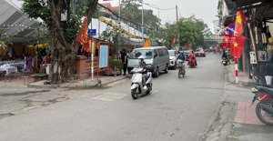 đất ô tô vào, gần chợ, trường, tiện kinh doanh. chính chủ, giá tốt, thỏa thuận