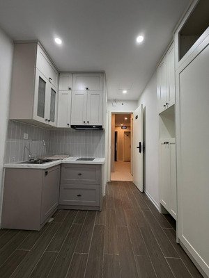 ccmn xây mới tại ngã tư giảng võ - láng hạ 22m2, full nt thang máy, ban công, chỉ 5tr, hđ 06 tháng