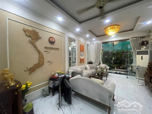 bán nhà 4 tầng sát mt đường hà huy giáp, phường thạnh lộc,q12, 110m²(7,5x15).hẻm 12m,giá chỉ 13,5tỷ