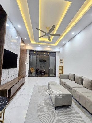 bán nhà bồ đề, long biên, 34m2. nhà 5 tầng, gần ngõ ô tô, giá nhỉnh 7 tỷ