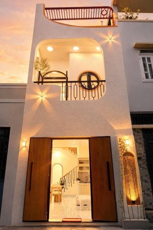 bán nhà 2 tầng- ngay eon tân phú- có phòng ngủ trệt- 48m2- chỉ 5 đồng- hxh thông- 3 pn