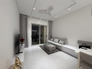 bán sunrise city view giá 5.7 tỷ 76m2