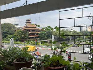ngân hàng thanh lý căn góc cc trần quốc thảo, quận 3 - view bờ kè thoáng mát