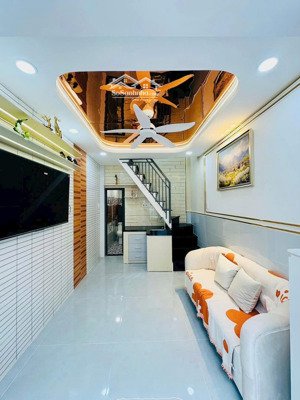 nhà 1 trệt 1 lửng ngay bệnh viện quận 12, chỉ 799 triệu