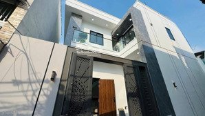 hot biệt thự vườn mini, sát vách phú mỹ hưng q7, 2 tầng, 6tỷ6 tl