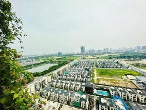 chủ thiện chí cần bán nhanh trước tết căn hộ góc 109m2 view trực diện hồ starlake