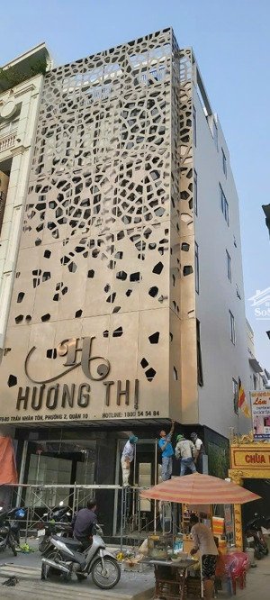 building có thang máy mặt tiền đường trần nhân tôn, quận 10