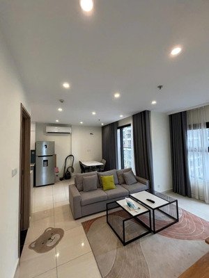 bán căn góc 2 phòng ngủ toà s102 diện tích 62,4m2 full đồ đẹp giá 5,350 tỷ (bao thuế phí sang tên)