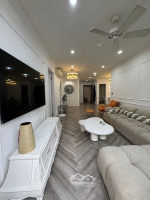 bán căn hộ 3pn 2wc | giá 14 tỷ | nội thất đẹp | có sổ hồng