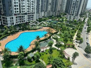 tôi cần bán 2 ngủ 55m2, giá 4,65 tỷ bao thuế phí, s303 tầng trung 2x vinhomessmartcity