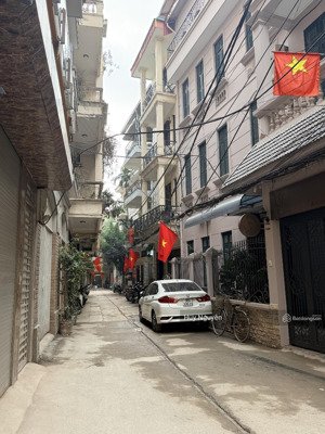 rẻ nhất phân lô hoàng cầu, nguyễn phúc lai 65m2 x 4t, oto tránh sát vành đai 1 25 tỷ.lh 