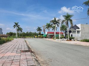 chủ gửi lô 100m2 kdc cát tường phú thạnh ngay vành đai 4, cách kcn hựu thạnh 2p - 2 tỷ