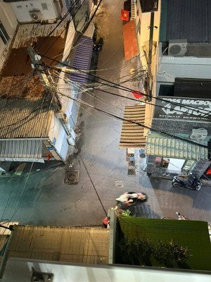 bán nr cmt8 58m2 btct 4 tầng nhỉnh 9 tỷ.