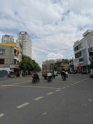 cho thuê nhà mặt tiền phổ quang, p.9, q.phú nhuận giá 35tr