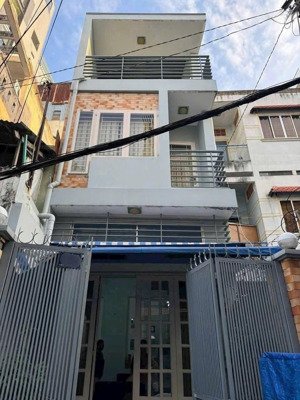 siêu hot! bán nhà cũ 50m2/3 tầng ở hẻm 5m phùng văn cung phú nhuận, giá 3.65 tỷ chỉ bằng miếng đất