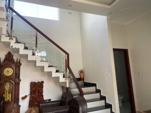 căn villa mới xây đường đan kia- phường 7- đà lạt ( gần cổng chào lạc dương )195m- giá tốt 10 tỷ 5