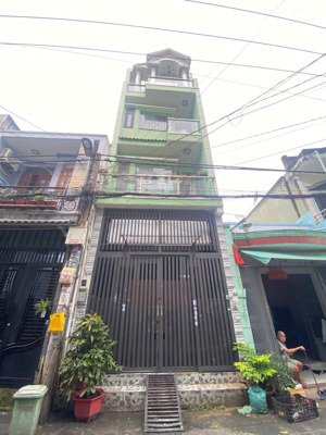 bán nhà khu lê văn quới - dt: 4m x 11m - đúc 1 trệt 2 lầu st - hẻm 6m thông