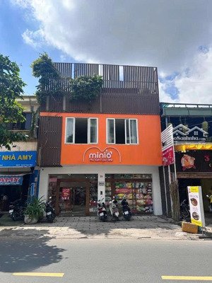 bán nhà mặt tiền đường d5 quận bình thạnh;(8x17)hđt;60triệu/th; giá 45 tỷ ; trệt 3 tầng