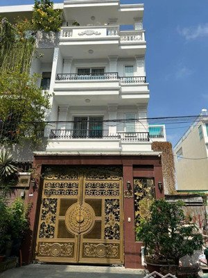 cuối năm cần bán căn nhà mt trương văn bang - đoạn đẹp - 5x21 - 4 tầng - giá 28 tỷ còn thương lượng