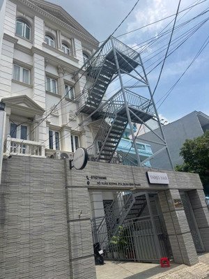 dòng tiền khủng! mặt tiền hồ xuân hương - dt: 9x20m - 5 tầng - hđt: 300tr/th - giá bns: 47 tỷ tl