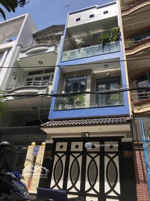 giá tốt ! bán nhà khu bàu cát - 5mx20m , 3 tầng , đường xe tải 10m , chỉ nhỉnh 13 tỷ