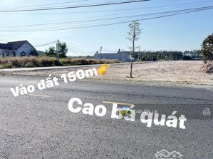 chính chủ gửi nhánh cao bá quát dt250 nằm sát ql13 đất thổ cư 50m2 vừa kinh doanh bán rất hợp shr