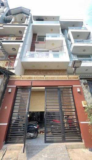 nhà chính chủ 4 tầng 4 pn view kênh tham lương, đường 10m xe hơi trong nhà